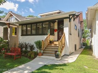 1153 S Grove Ave, Oak Park, IL 60304