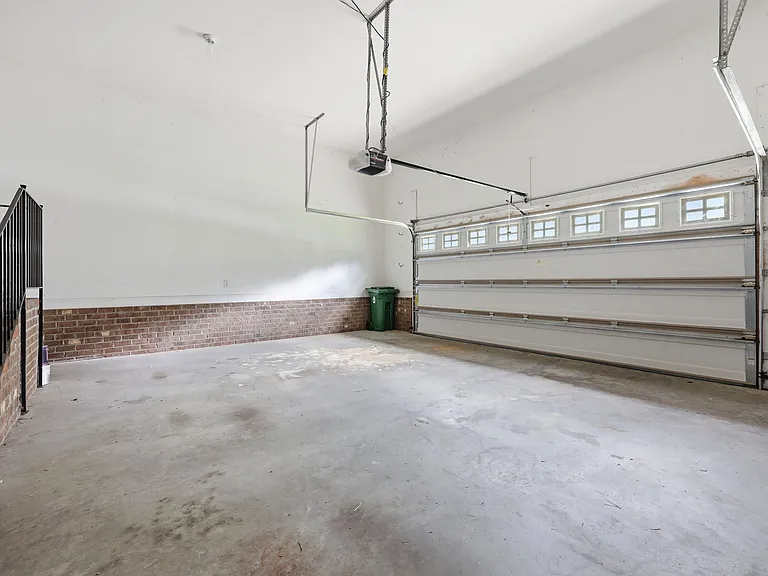 265 Heather Brook Cir — Photo 49