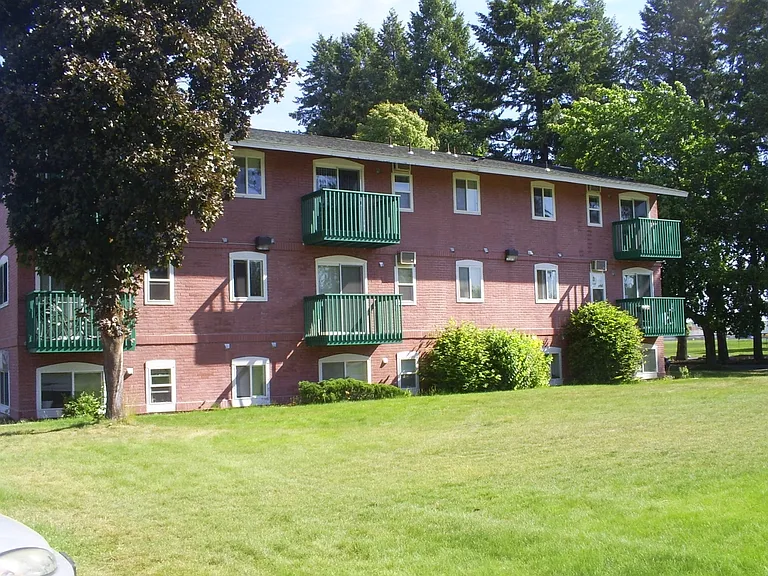 The Terrace Apartments — Photo 8
