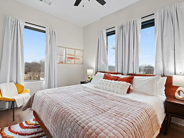 1090 Haysboro Ave #304 — Photo 3