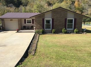 128 Maplewood Vlg, Banner, KY 41603