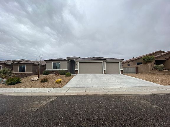 2nd image of 3341 Isador Ave