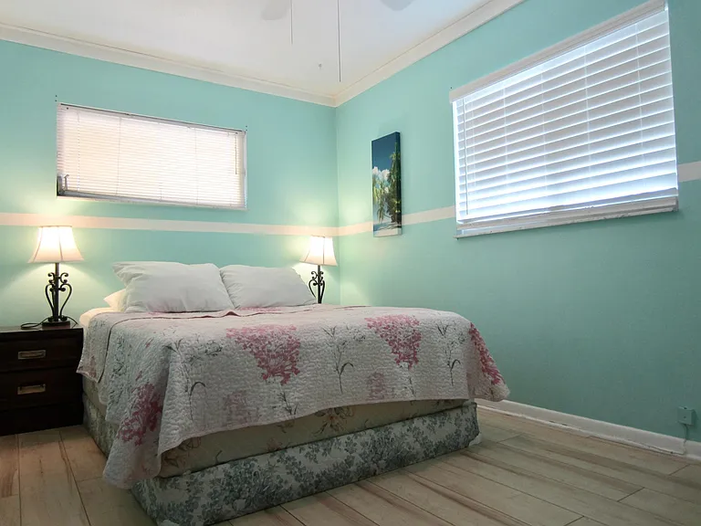 4512 Floramar Ter — Photo 23
