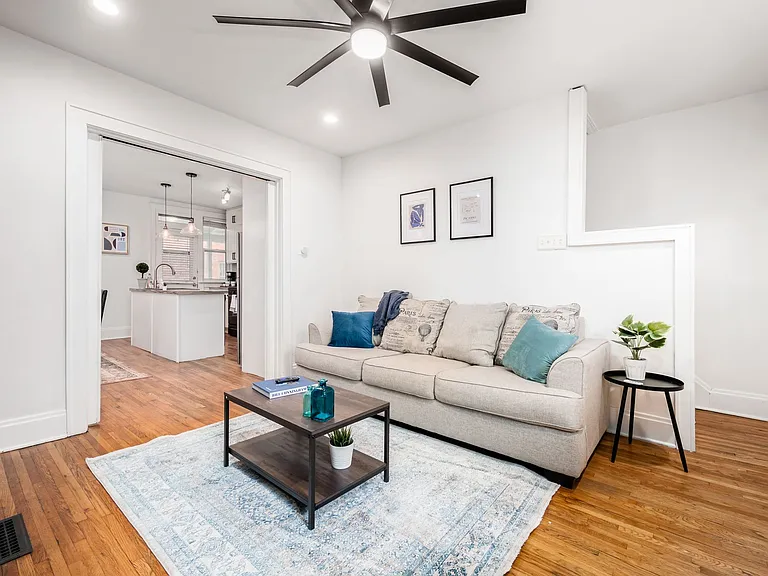 54 W Kossuth St #54 — Photo 8