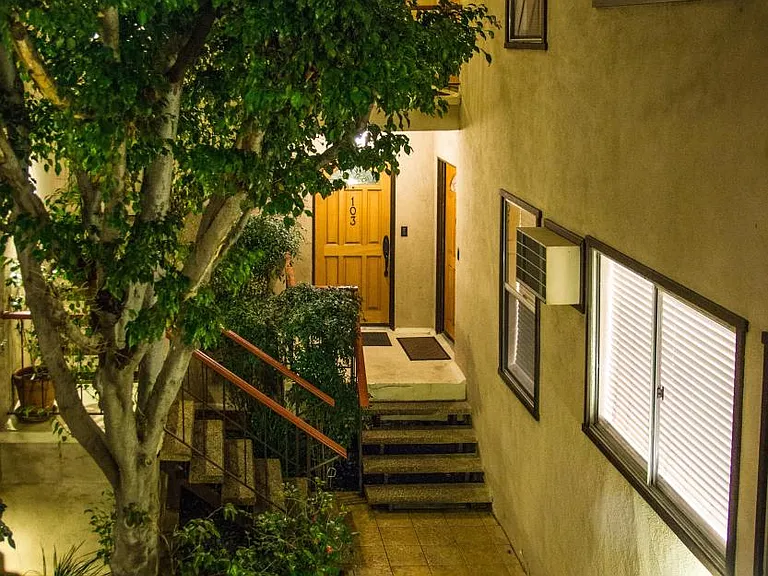 1730 Camden Ave #104 — Photo 14