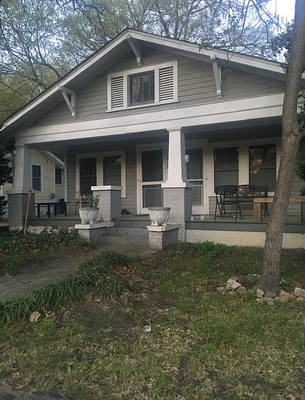 3 bed, 2.0 bath, 1120 sqft, $2,100 — Photo 1