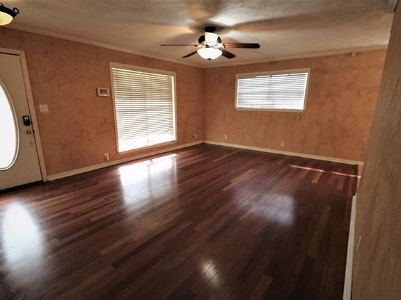4th image of 7780 Forest Park Dr