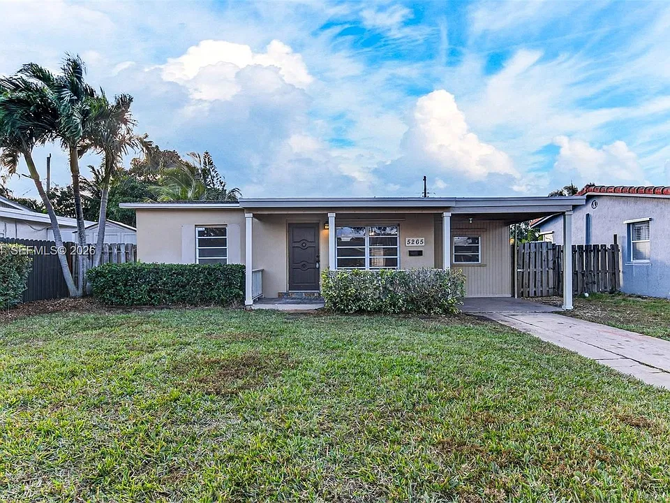 5265 NE 1st Ter