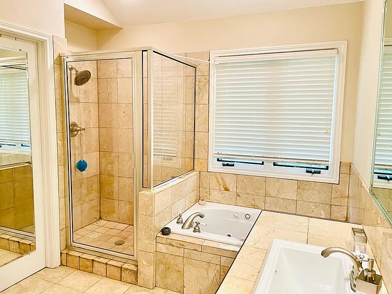 1656 N Broadview Dr — Photo 21