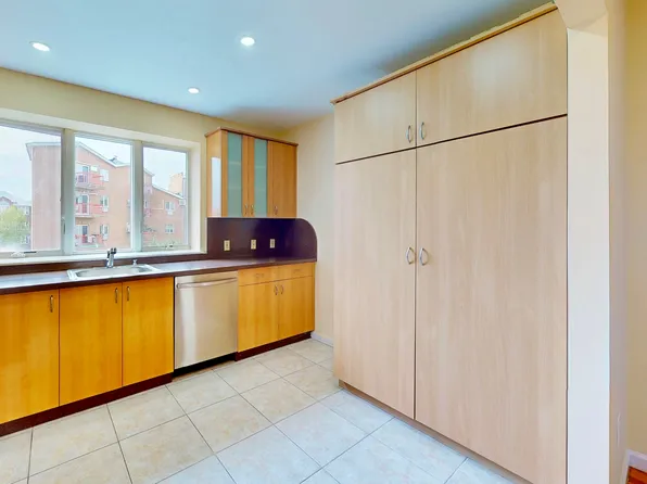 2900 East 29th Street image 3 of 23