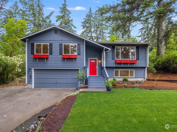 180 NE Wanda Lane, Belfair, WA 98528
