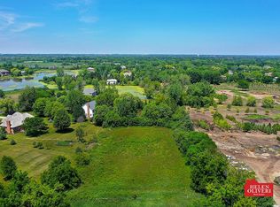 6856 Ellis Ave, Long Grove, IL 60047