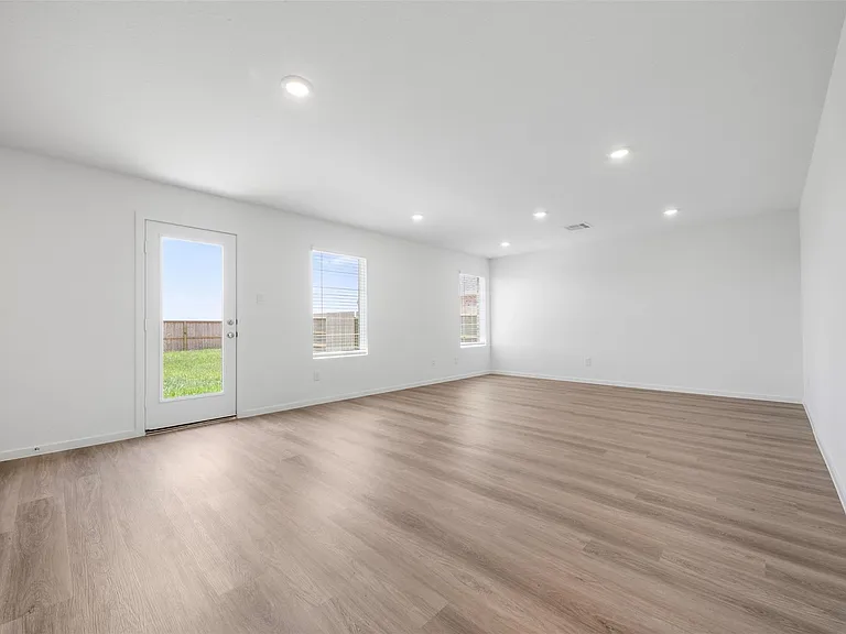 3013 Alder Flower Dr — Photo 5