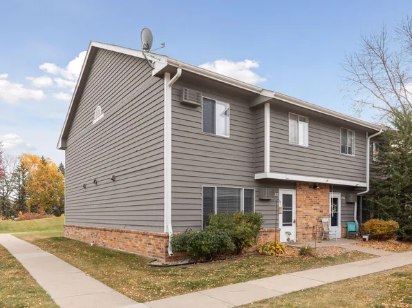 770 W Village Rd APT 107, Chanhassen, MN 55317