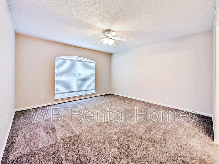 893 Oak Arbor Cir — Photo 13
