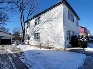 5267 N 52nd St, Milwaukee, WI 53218