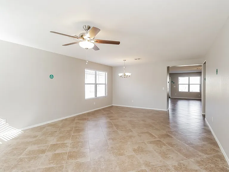 8528 E Desert Ln — Photo 6