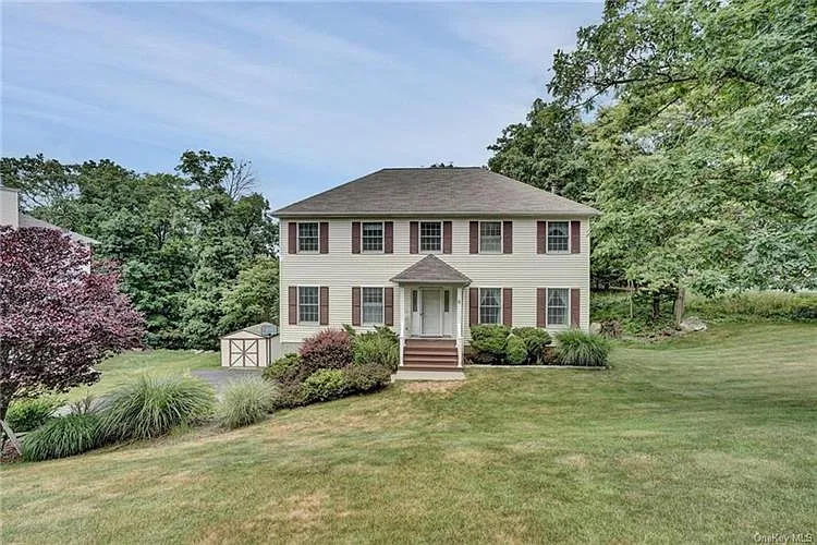 6 Mount Ridge Ct photo 1
