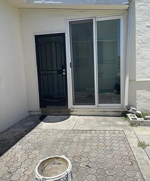 1631 Harrison St #REAR — Photo 2