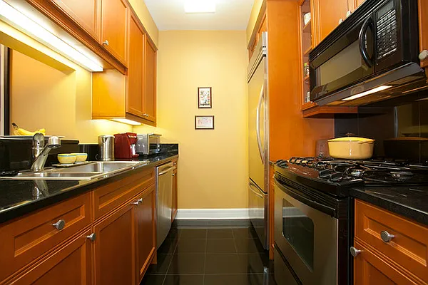 Sold by BLU Real Estate | media 29