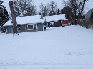 6150 2nd St, Hartford, WI 53027