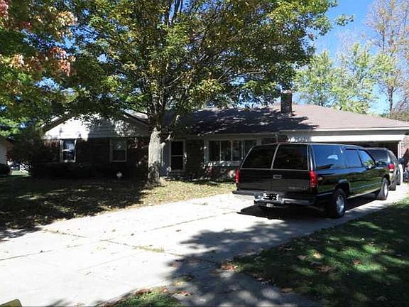 3rd image of 1408 Delbrook Ct