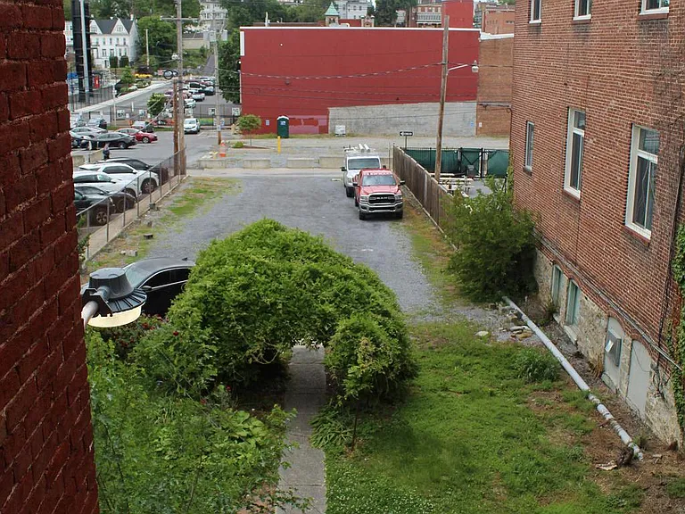 115 N Potomac St #2 — Photo 22