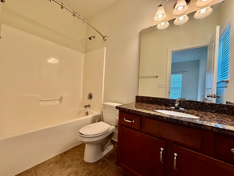 10141 Loch Lomond Dr — Photo 5