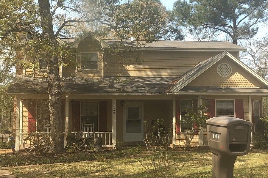 1st image of 1502 Skyline Dr