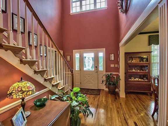 5th image of 1719 Vineyard Way
