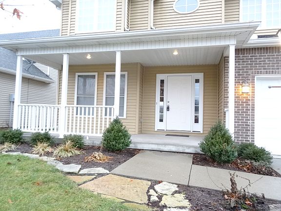2nd image of 1613 S Birch Grove St