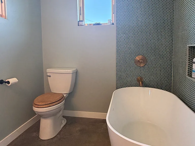 7986 Redden Ln — Photo 12
