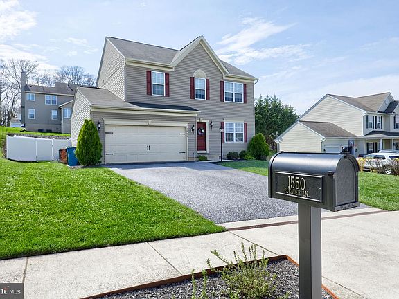 2nd image of 1550 Pleader Ln