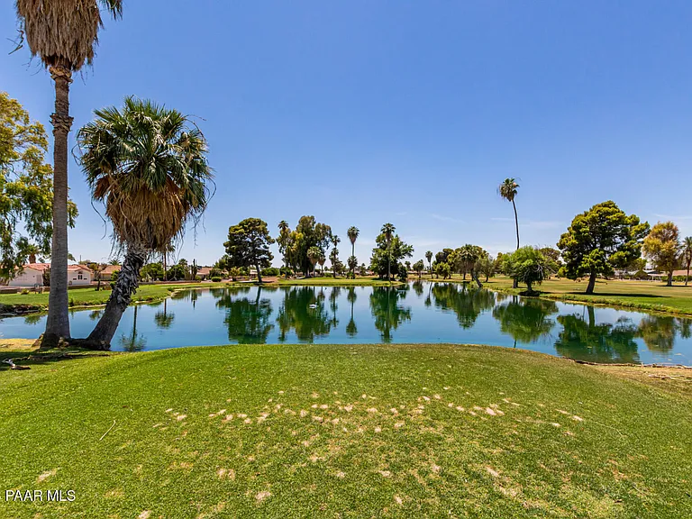 11014 W Cheryl Dr — Photo 38