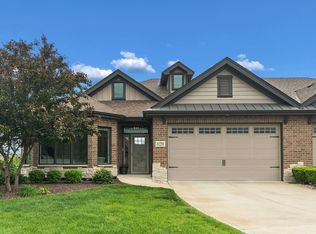 11251 Pinecrest Ct, Orland Park, IL 60467