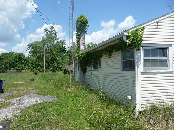 4th image of 507 E Main St