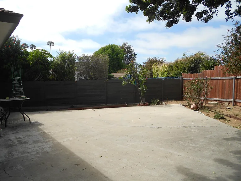 5th St — Photo 9