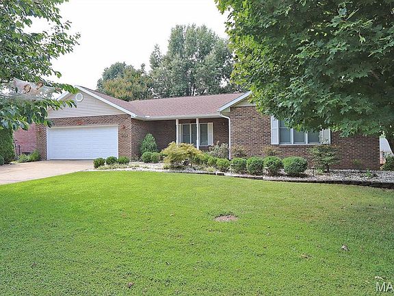 2nd image of 1513 Tanglewood Rd