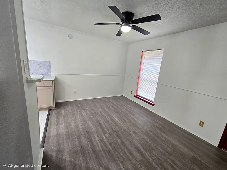 6133 Jennifer Ln — Photo 7