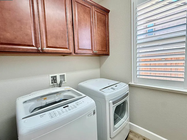373 Anchorage Dr — Photo 24