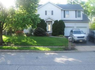 5 Frelinghuysen St, Belvidere, NJ 07823