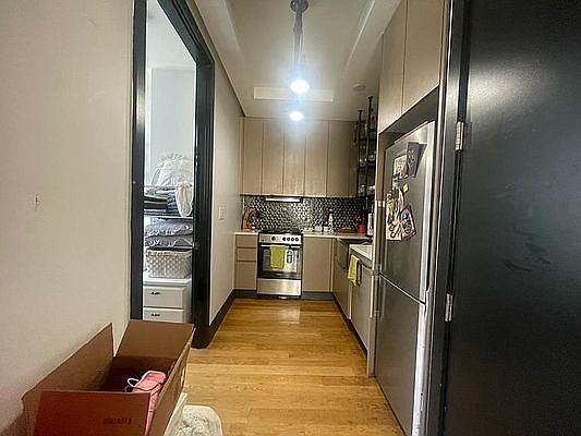 5th image of 88 Jefferson St #4E