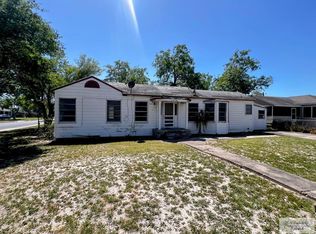 1520 S 1st St, Harlingen, TX 78550