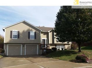 1002 Broadmoor Ct, Raymore, MO 64083