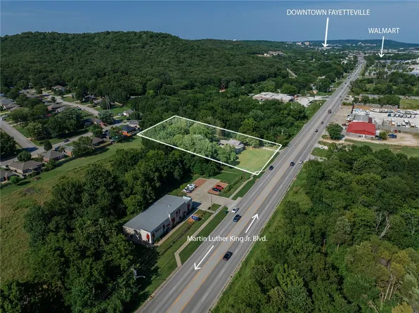 3710 W Martin Luther King Jr Blvd, Fayetteville, AR 72704