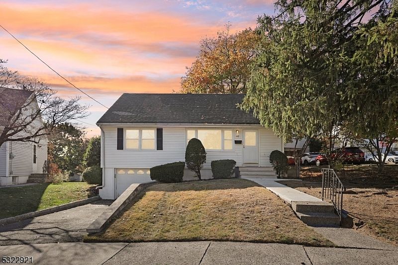 1st image of 42 Donna Dr