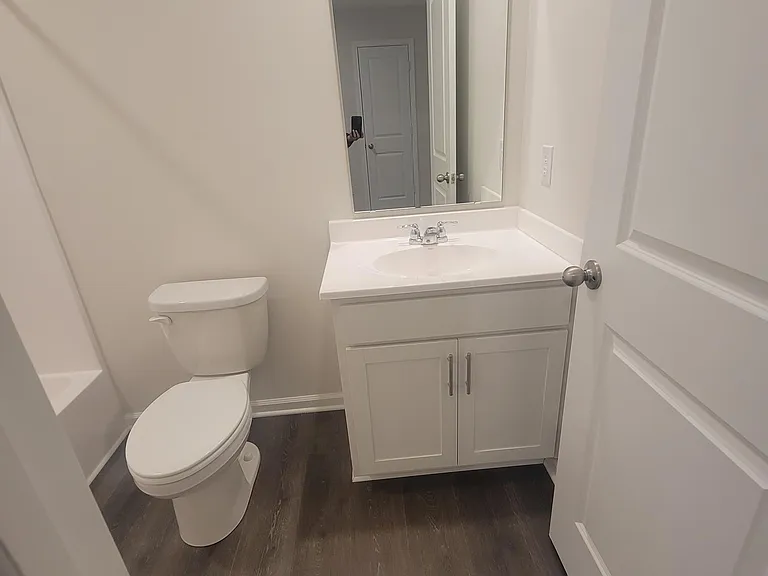 6724 Cardiff Dr — Photo 27