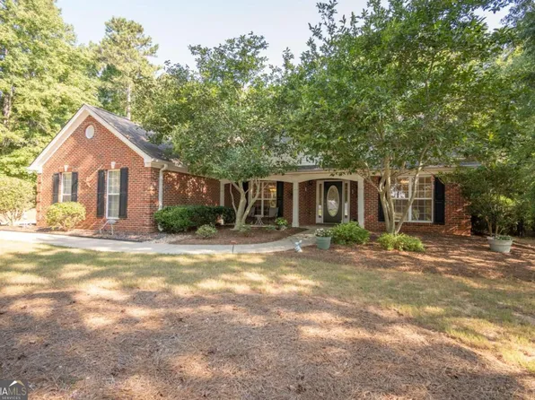 1160 Roberta Dr, Bishop, GA 30621