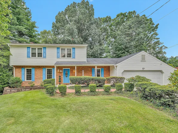 3936 Skylark Cir, Roanoke, VA 24018