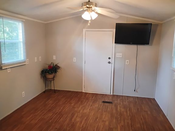4th image of 100 Arkansas St Lot 13